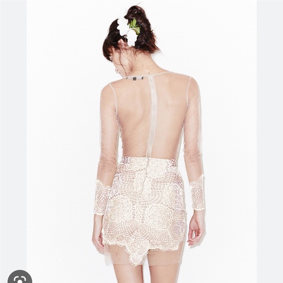 For love and lemons Antigua dress - Picture 3 of 7